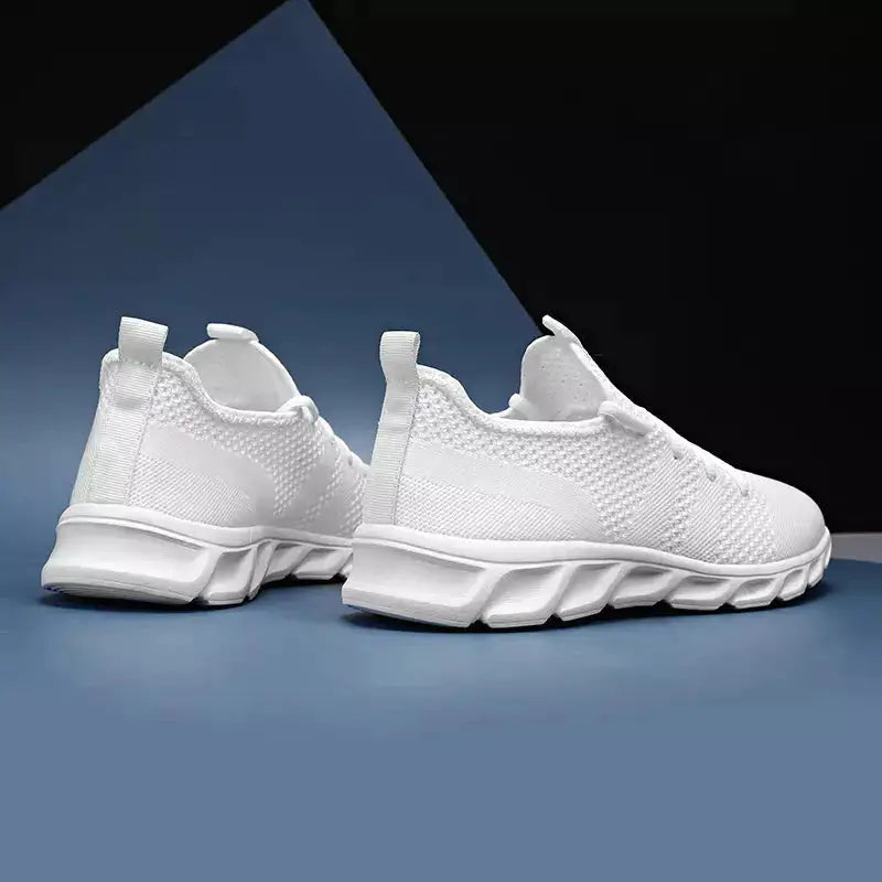 Max Comfort Sneakers