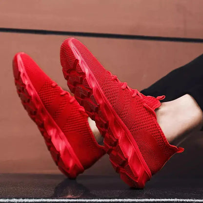 Max Comfort Sneakers